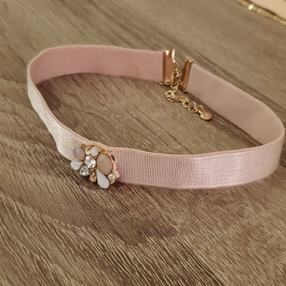 Choker Necklace